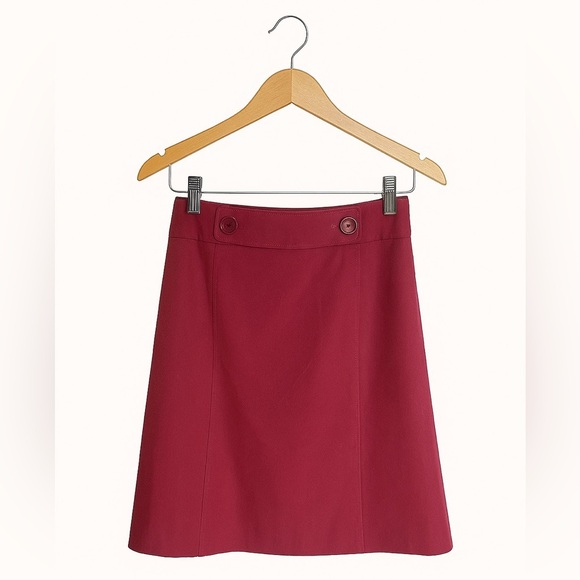 Anne Taylor Women's Size 0 Maroon Pencil Skirt With Front Buttons. Side Zip - Picture 1 of 4